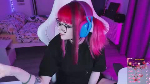 Snapshot of yumi_youkai chatting on December 17, 2025, 10:38 pm Yumi 3 online show from December 17, 2025, 10:38 pm