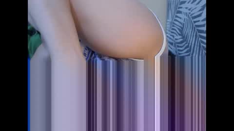 Snapshot of yummy72747 chatting on November 3, 2025, 10:27 am yummy72747 online show from November 3, 2025, 10:27 am