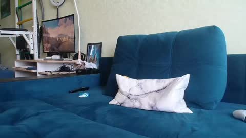 Alex online show from April 15, 2026, 7:48 am