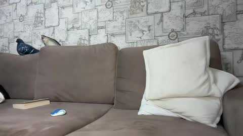 Snapshot of yummyalexxx chatting on May 6, 2026, 5:51 pm Alex online show from May 6, 2026, 5:51 pm