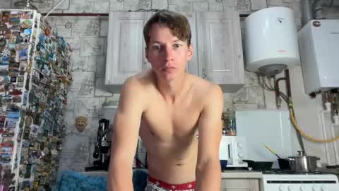 Snapshot of yummyalexxx chatting on May 15, 2026, 4:36 pm Alex online show from May 15, 2026, 4:36 pm