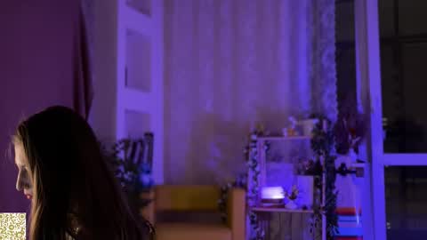 Katherine online show from November 17, 2025, 3:07 pm