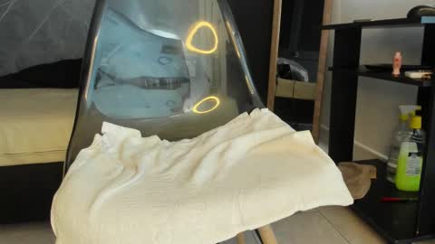 Yummyduo online show from February 26, 2025, 3:19 pm