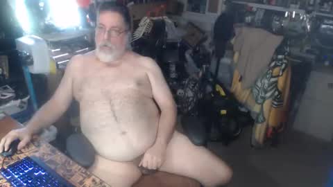 yummyflguy online show from April 10, 2026, 8:46 pm