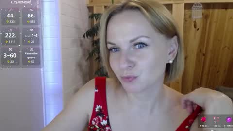 Lillya online show from September 21, 2025, 1:13 pm