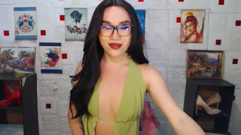 Snapshot of yumyumgreatcumts chatting on September 17, 2025, 2:35 am HOT CHLOE 3 online show from September 17, 2025, 2:35 am