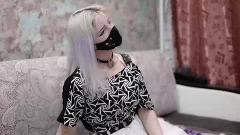 Yuna online show from February 20, 2026, 8:09 pm