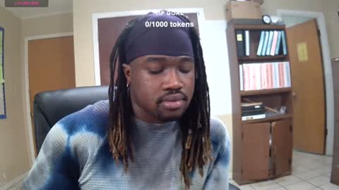 Snapshot of yungbbcbro chatting on January 10, 2025, 5:15 am Octavian online show from January 10, 2025, 5:15 am