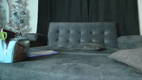 ELITA online show from December 21, 2025, 4:41 am