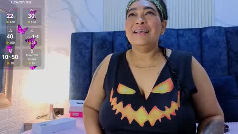 yunkeyc online show from November 2, 2025, 2:36 am