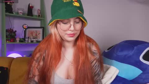 yunorose_ online show from January 18, 2026, 11:30 pm