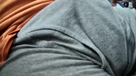 Snapshot of yuppers1234 chatting on December 5, 2024, 3:39 pm yuppers1234 online show from December 5, 2024, 3:39 pm