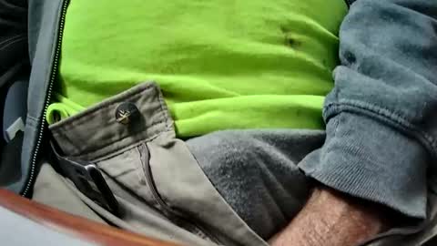 Snapshot of yuppers1234 chatting on November 17, 2025, 4:35 pm yuppers1234 online show from November 17, 2025, 4:35 pm