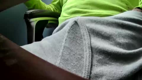 Snapshot of yuppers1234 chatting on November 25, 2025, 5:57 pm yuppers1234 online show from November 25, 2025, 5:57 pm