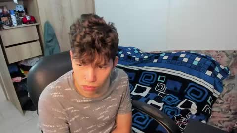 yurii_moody online show from April 21, 2026, 2:23 pm