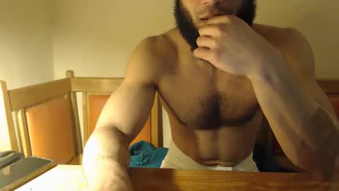 yusraxdamian online show from February 2, 2026, 5:11 pm