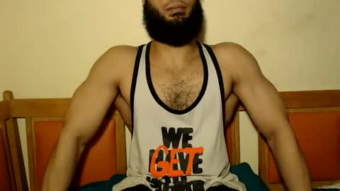 yusraxdamian online show from February 3, 2026, 11:37 am