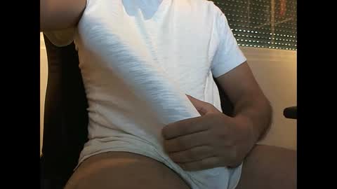 Yut online show from December 9, 2024, 8:00 am