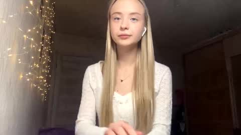 May online show from December 16, 2025, 2:22 pm