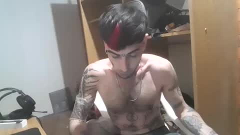 Yuumi online show from October 16, 2025, 8:15 am