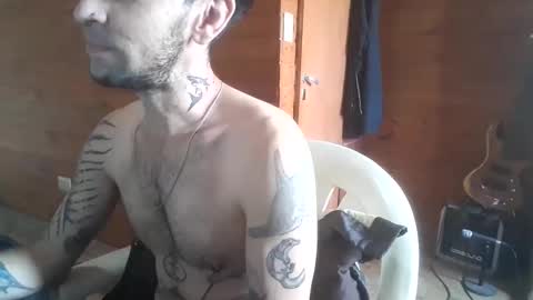 Yuumi online show from December 2, 2025, 6:58 pm