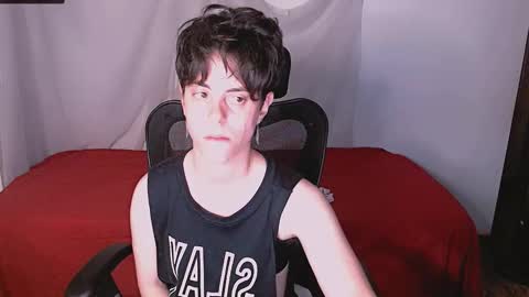 Yuyu online show from October 27, 2025, 11:52 pm