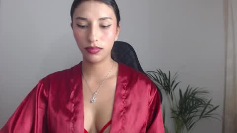 yuzii Im new to these pages so I hope you guys are kind to me. online show from December 20, 2025, 11:34 pm