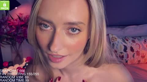 Snapshot of yvie_ chatting on February 19, 2026, 5:47 am The Queen Bitch of the United Kingdom online show from February 19, 2026, 5:47 am