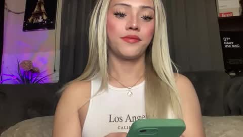 Miss Cali online show from December 19, 2025, 12:17 am