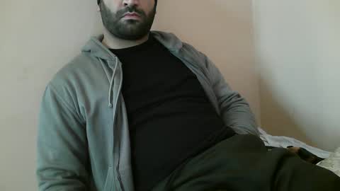 Bi BearXXX online show from December 5, 2024, 5:26 am