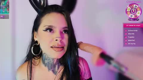 Snapshot of z_e_t_h_a chatting on September 10, 2025, 4:45 am tazzie online show from September 10, 2025, 4:45 am