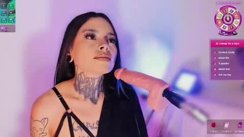 Snapshot of z_e_t_h_a chatting on September 15, 2025, 6:02 am tazzie online show from September 15, 2025, 6:02 am