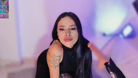 Snapshot of z_e_t_h_a chatting on September 15, 2025, 11:05 pm tazzie online show from September 15, 2025, 11:05 pm