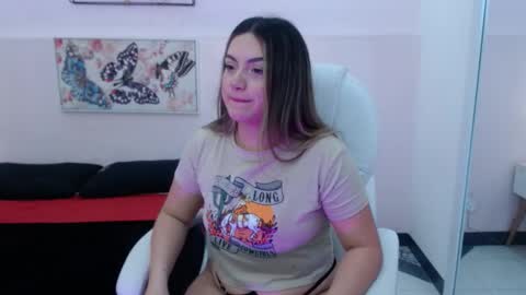 Snapshot of zaai_ chatting on December 4, 2025, 11:19 am Zai online show from December 4, 2025, 11:19 am