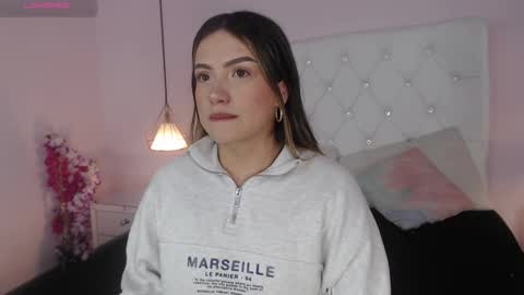 Snapshot of zaai_ chatting on December 15, 2025, 11:36 am Zai online show from December 15, 2025, 11:36 am