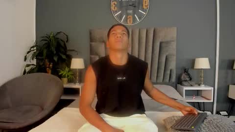 zac online show from October 22, 2025, 3:18 am
