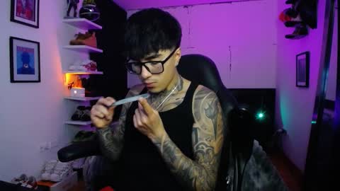 zac_muller1 online show from December 17, 2025, 6:19 am