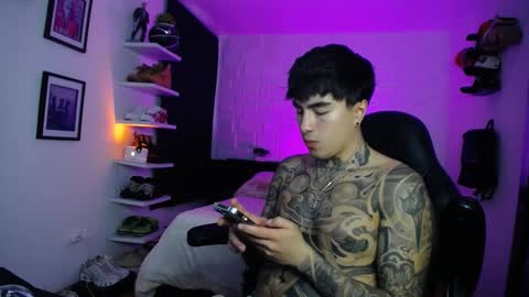 zac_muller1 online show from March 18, 2026, 5:10 am