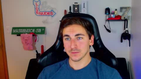 Snapshot of zach_rhyder chatting on December 19, 2024, 1:50 am Zach Rhyder online show from December 19, 2024, 1:50 am