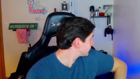 Snapshot of zach_rhyder chatting on February 13, 2025, 1:50 am Zach Rhyder online show from February 13, 2025, 1:50 am