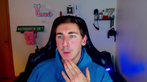 Snapshot of zach_rhyder chatting on February 18, 2025, 2:59 am Zach Rhyder online show from February 18, 2025, 2:59 am