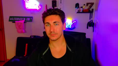 Snapshot of zach_rhyder chatting on September 11, 2025, 12:55 am Zach Rhyder online show from September 11, 2025, 12:55 am