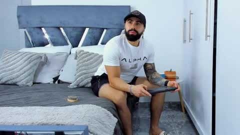 Snapshot of zack_froone chatting on October 23, 2025, 8:51 pm Richard online show from October 23, 2025, 8:51 pm