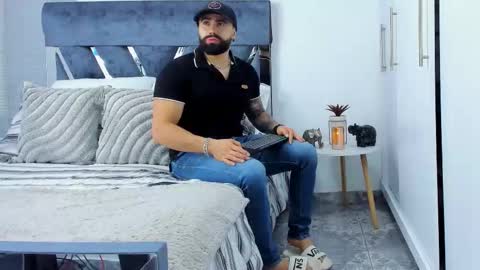 Snapshot of zack_froone chatting on November 26, 2025, 1:01 pm Richard online show from November 26, 2025, 1:01 pm