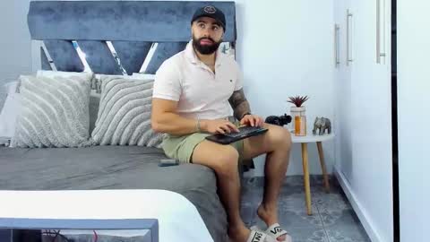 Snapshot of zack_froone chatting on December 4, 2025, 2:59 pm Richard online show from December 4, 2025, 2:59 pm