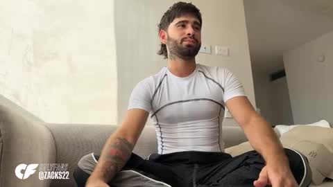 zack_sullivan22 online show from February 2, 2026, 9:24 pm