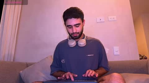 Snapshot of zack_sullivan22 chatting on May 17, 2026, 6:11 am zack_sullivan22 online show from May 17, 2026, 6:11 am
