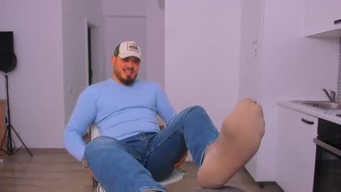 Zack online show from November 28, 2025, 11:40 pm