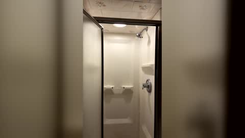 Snapshot of zackharden45 chatting on April 14, 2026, 10:27 pm zackharden45 online show from April 14, 2026, 10:27 pm