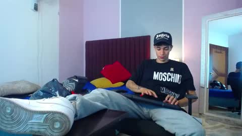 Snapshot of zacktk7 chatting on January 4, 2025, 5:05 am zack online show from January 4, 2025, 5:05 am